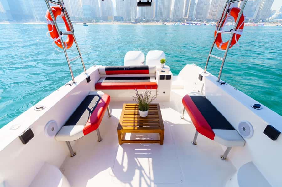 Dubai: Private Coastline Landmarks Mini-Yacht Tour - Dubai Marina and the First Skyline Views