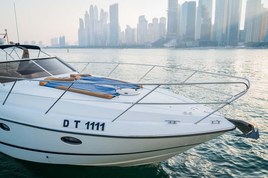 Dubai: Private Luxury Everest Yacht Cruise from Dubai Marina - Practical details that can change your day