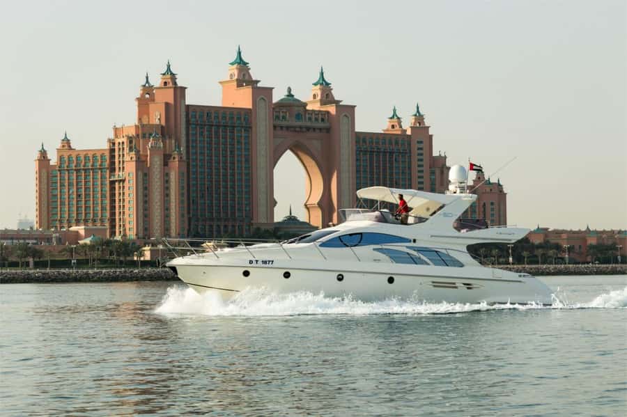 Dubai: Private Luxury Yacht Cruise for up to 20 People - Key points before you book