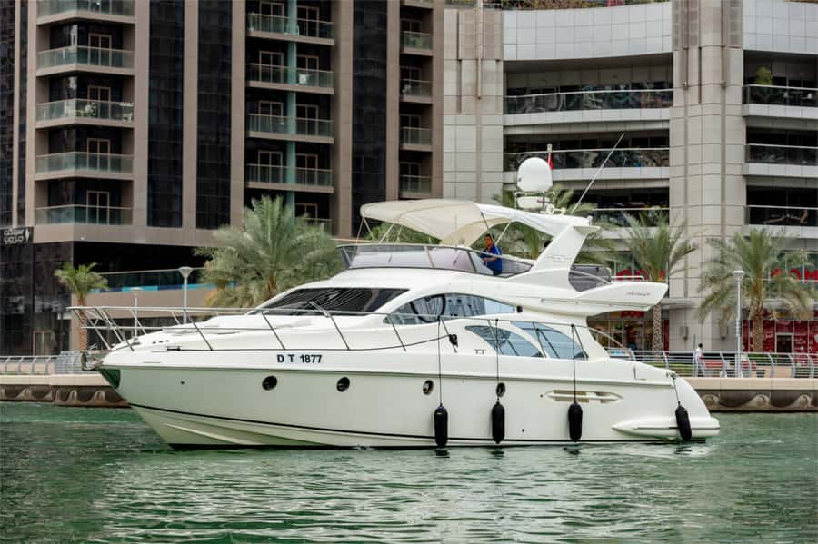 Dubai: Private Luxury Yacht Cruise for up to 20 People - Swimming, food, and how to use your cruise time