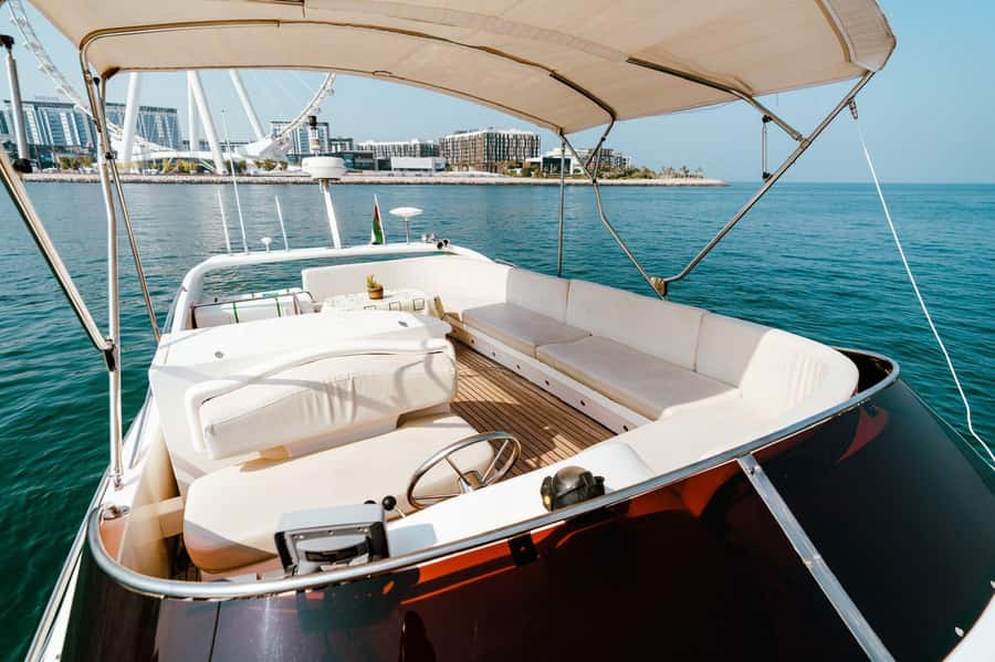 Dubai: Private Luxury Yacht Tour on a 50-Foot Yacht - Key points to know before you book