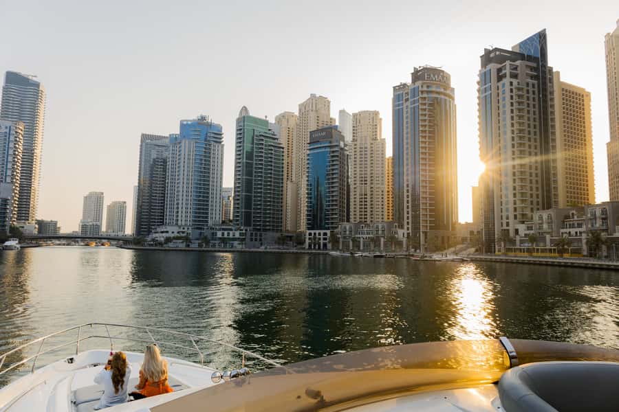 Dubai: Private VIP Luxury Yacht Tour with BBQ & Drinks - Leaving Dubai Harbour for the first hour