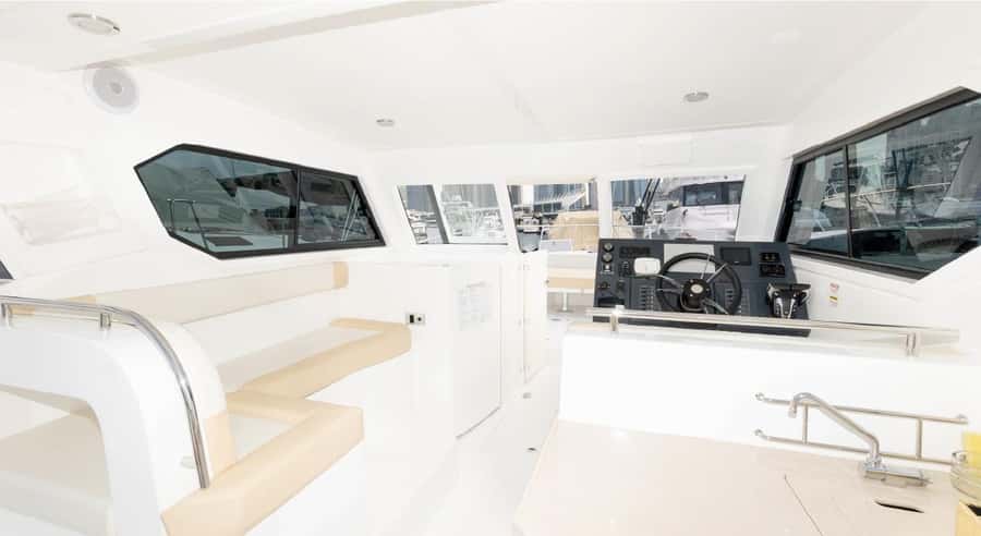 Dubai: Private Yacht Tour 36ft (+1 hr free) offer till Sep15 - Atlantis the Palm and Burj Al Arab views