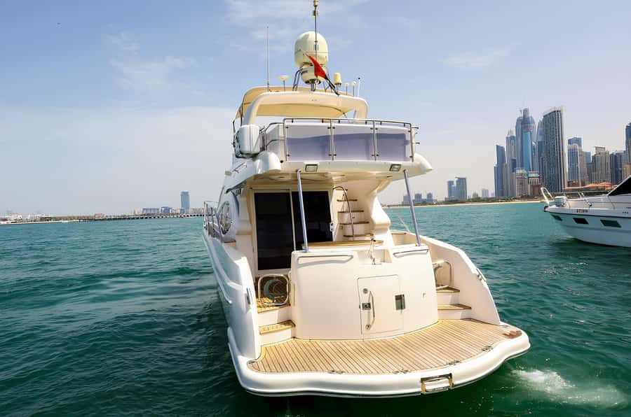 Dubai: Private Yacht Tour Experience with Soft Drinks - Ain Dubai and the first photo stop