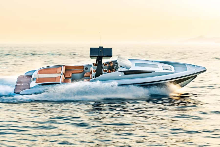 Dubai : Private Yacht Tour with Swimming at Palm Jumeirah - What the Blue Yonder experience feels like