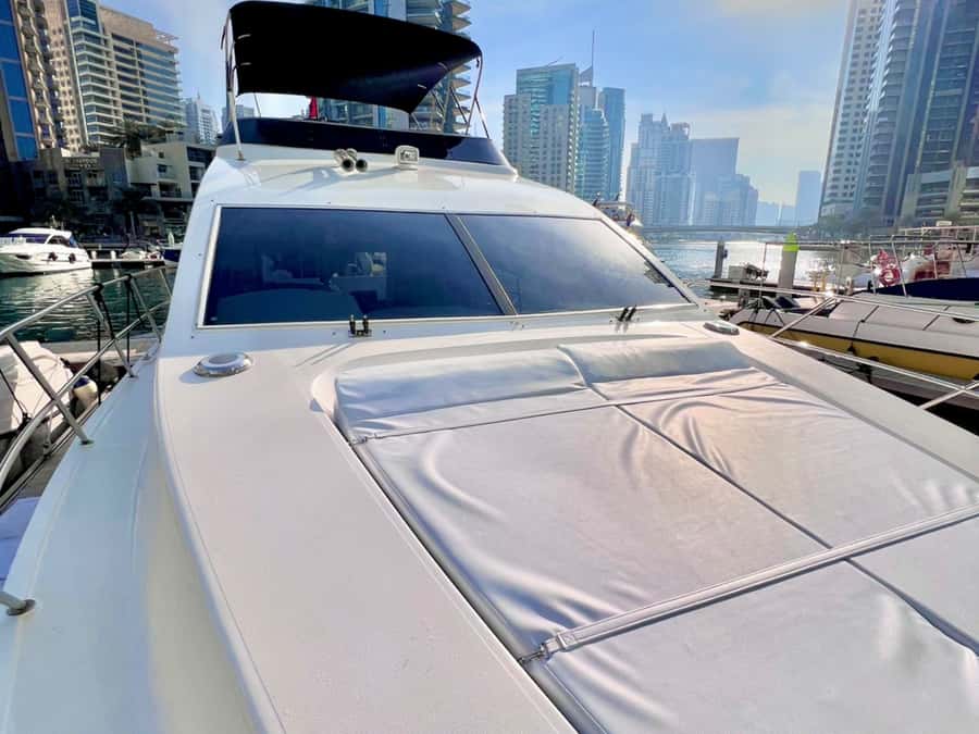 Dubai:Private Yacht with and Burj Al Arab Sightseeing. - Should you book the private Dubai yacht cruise?