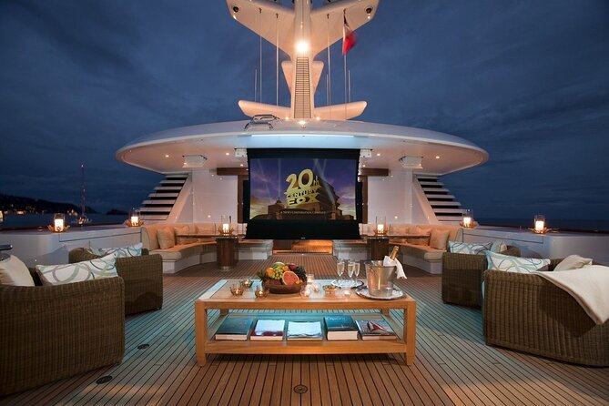 Dubai Sky Walker Sharing Yacht Tour with Live BBQ and Drinks - The live BBQ and drinks