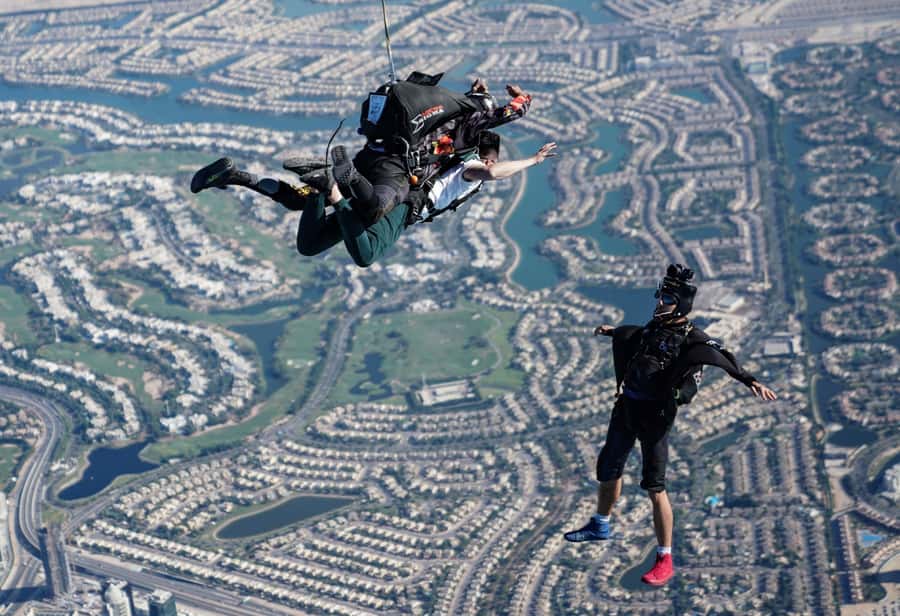 Dubai: Skydive at The Palm with Photos, Video & Yacht Tour - What family and friends can do while you jump