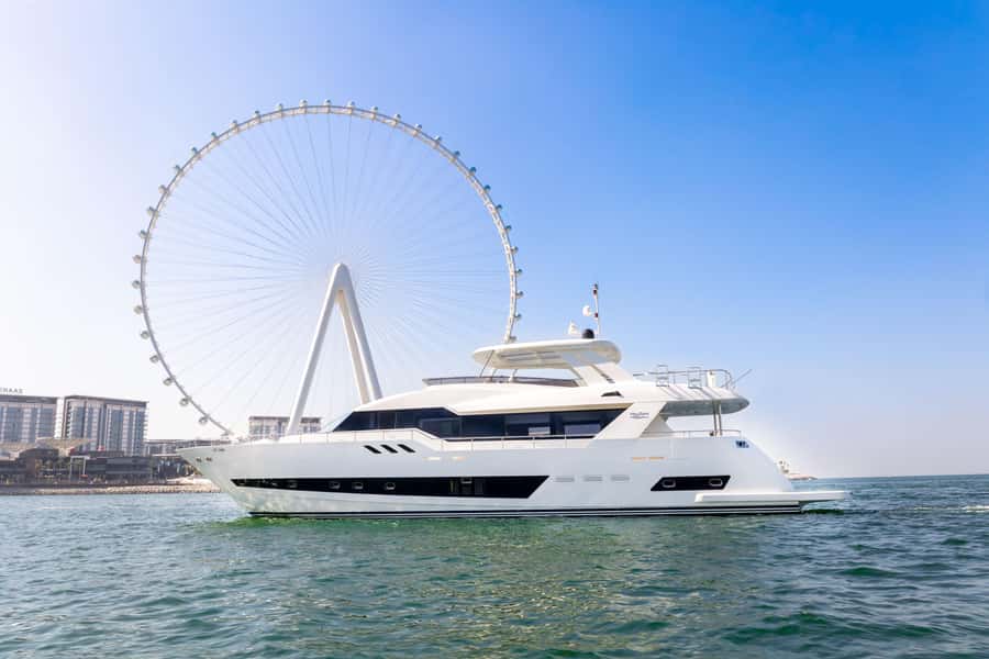 Dubai: The Luxury Yacht Tour with Live BBQ Option - Dubai from the water, not from another observation deck