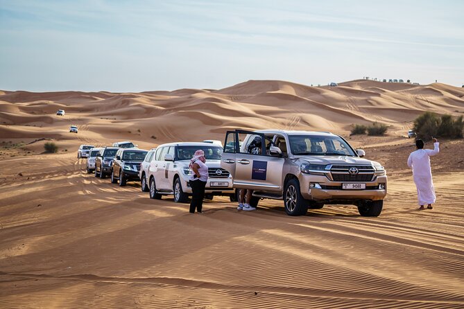 Dubai Waves & Dunes: Luxury Yacht Cruise with Red Dunes Safari - The change from desert to yacht is the appeal