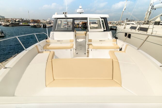 Dubai Yacht Book 36ft Yacht on rent in Dubai up to 10 persons - Burj Al Arab from Offshore