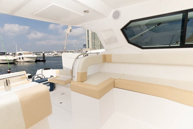 Dubai Yacht Book 36ft Yacht on rent in Dubai up to 10 persons - Is the Price Good Value?