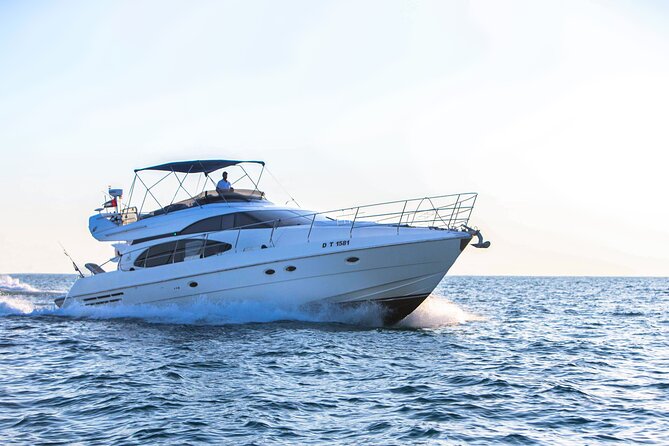 Dubai Yacht Rental - Book 58 ft Private Yacht up to 28 persons - Who should book this yacht