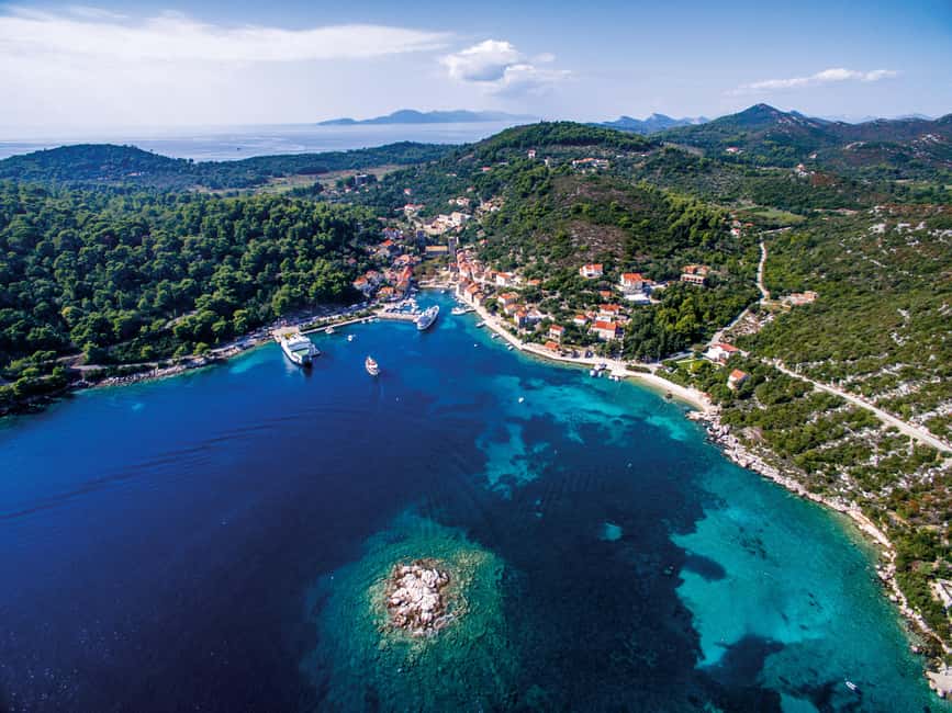 Dubrovnik: Private Luxury Yacht Tour to the Elaphite Islands - Lopud and sandy Šunj Beach