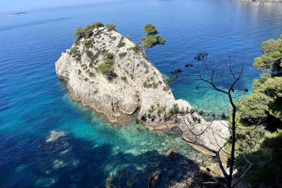 Dubrovnik: Private Luxury Yacht Tour to the Elaphite Islands - Is $1,649 good value for your group?