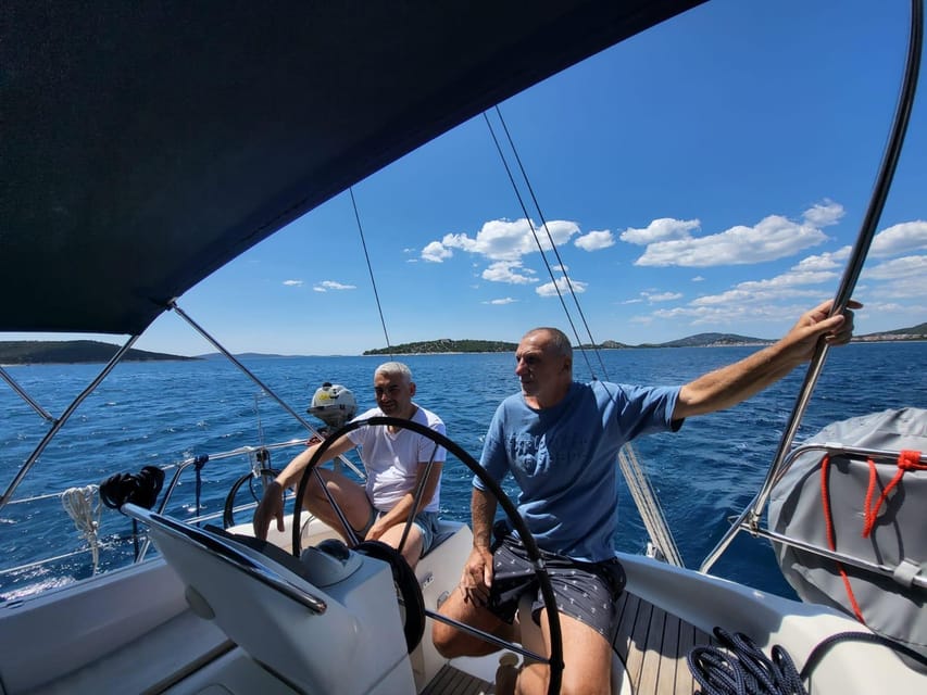 Dubrovnik yacht cruise - Private tour to Elafity & Blue cave - Sailing home as the sun drops