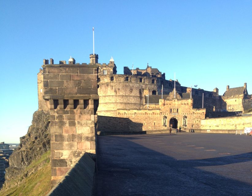 Edinburgh Shore Excursion: City Tour & Royal Yacht Britannia - A full day from the Firth of Forth to Edinburgh