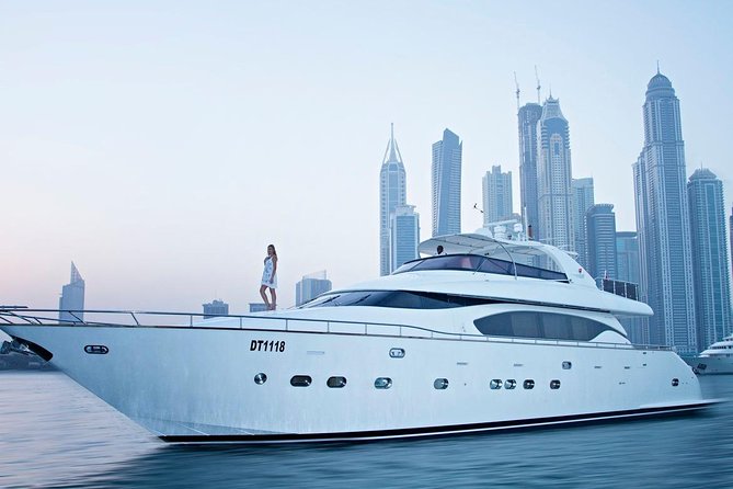 Exclusive Luxury Yacht Ride - What the crew and refreshments add