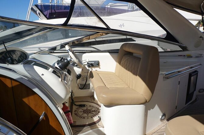 Exclusive Yacht Rental in Barcelona - What the two-hour schedule really means