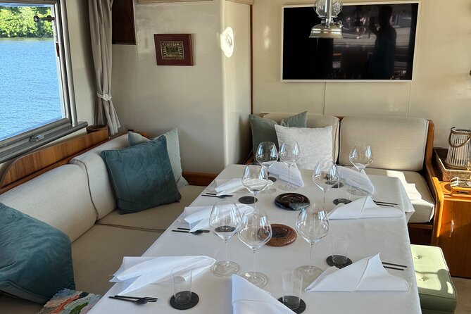 Exclusive Yacht Tour of Stockholm: sunset, dinner, lunch, cruise - Skeppsholmen, Djurgården, and Gröna Lund