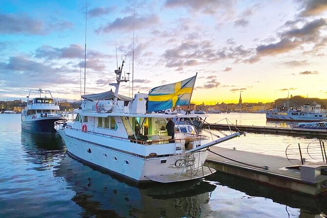 Exclusive Yacht Tour of Stockholm: sunset, dinner, lunch, cruise - Blasieholmen, Grand Hotel, and Nationalmuseum