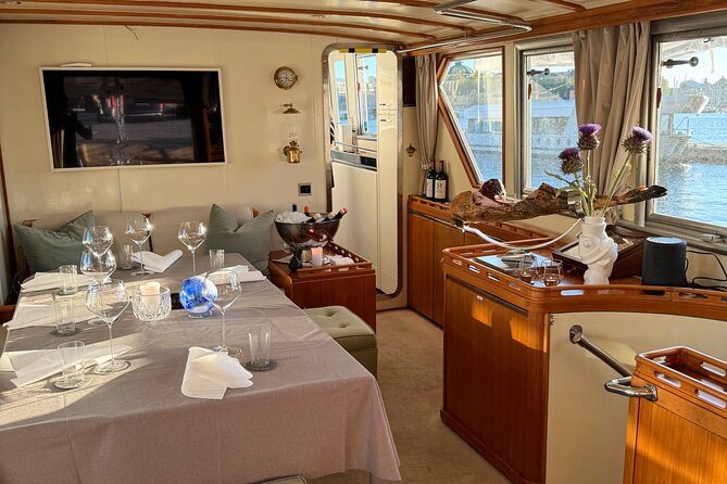 Exclusive Yacht Tour of Stockholm: sunset, dinner, lunch, cruise - Why the yacht itself matters
