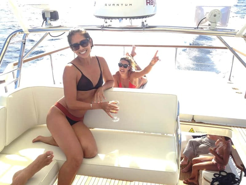 From Korcula island: Mljet Island Yacht Day Trip with Lunch - Crew service and the small-group feel