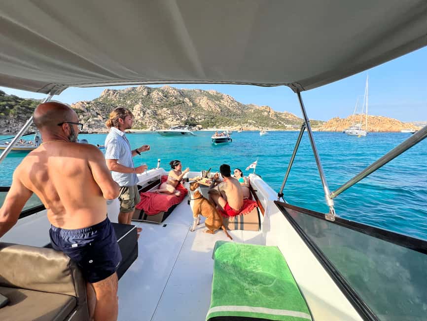 From Palau/La Maddalena: All inclusive Yacht Tour - The return route past La Maddalena and Capo d’Orso