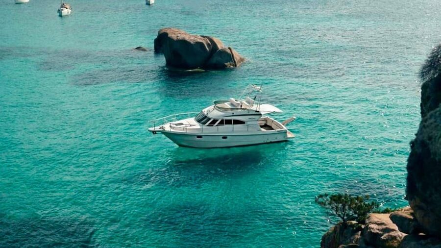From Palau: La Maddalena Archipelago Yacht Tour with Lunch - Who will enjoy this Palau yacht trip most