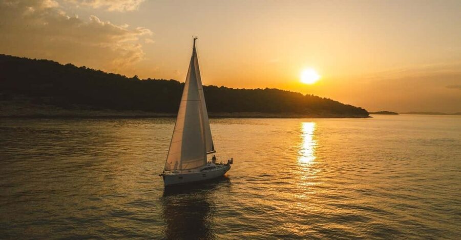 From Valletta: Romantic Sunset Cruise on a Sailing Yacht - Why this cruise works so well at sunset