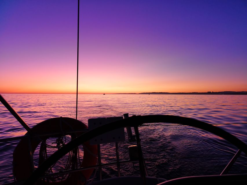 From Vilamoura: Sunset Tour on a Luxury Sailing Yacht - Sailing toward Falésia and Albufeira