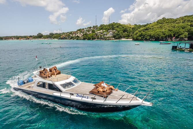 Full Day Nusa Penida by Honey Milk Yacht 13 meters - SD Point: drift snorkeling near turtles and fish
