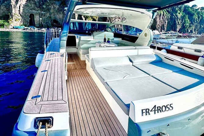 Full Day Private Yacht Tour in Island of Capri - A private yacht changes the pace