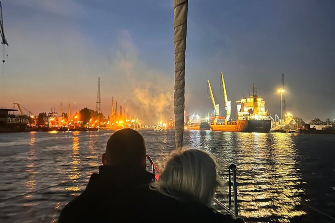 Gdansk: Scenic Evening Yacht Cruise with Welcome Drink - Passing beneath the Crane and Granary Island