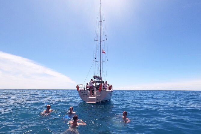 Half-Day Boat Trip Madeira Funchal- Private Yacht Snacks & Drinks - The crew and the tone of the day
