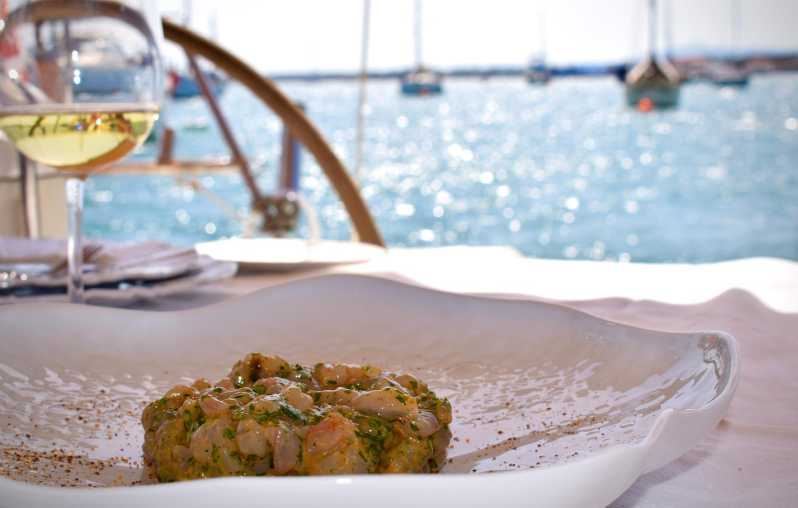Half-day Private Sailing Yacht Experience in Tavira - The open sea and changing conditions