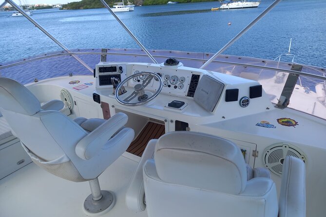 Half day private yacht cruise & snorkel - A private yacht, not a standard sightseeing boat