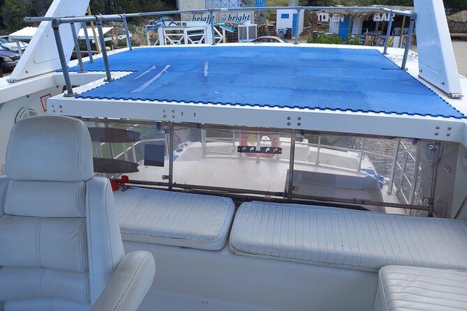 Half day private yacht cruise & snorkel - The shipwreck stop at Caracas Bay