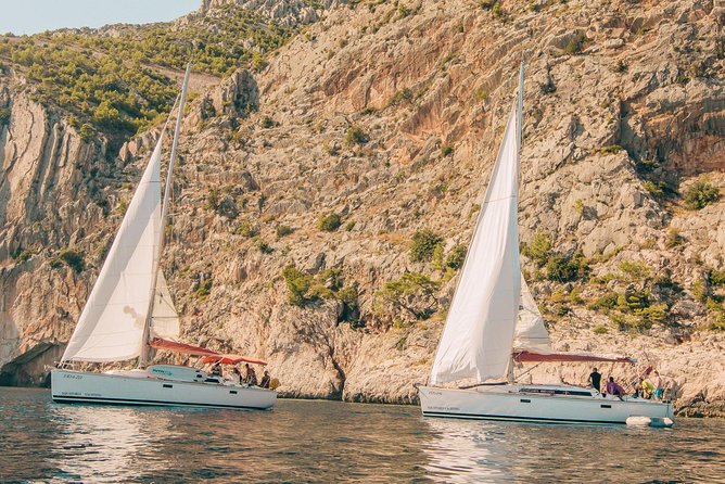 Half Day Sailing on a comfort yacht around Hvar and Pakleni islands- small group - Who should book this half-day sail