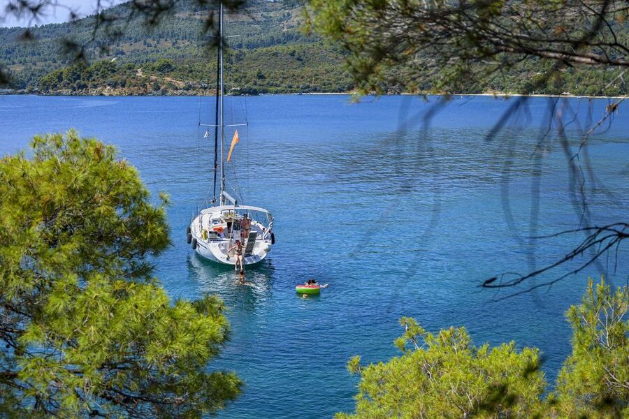 Halkidiki: Private Sailing Yacht Cruise Swim in Blue Waters - Practical details before you book