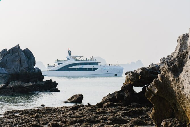 Halong Bay Day Trip Explore Caves, Kayak & Lunch by Saquila Yacht - Starting at Ha Long International Cruise Port