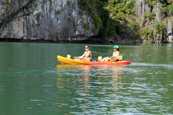 Halong Bay Day Trip Explore Caves, Kayak & Lunch by Saquila Yacht - Vung Vieng Fishing Village: choose culture or activity
