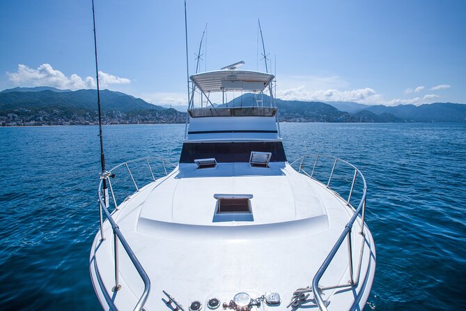 Hatteras 42-44' Classic Yachts in Puerto & Nuevo Vallarta - Snorkeling, beaches, and marine life