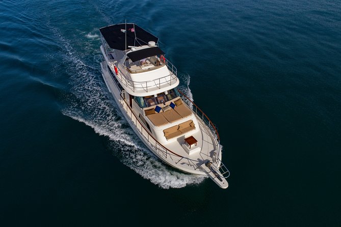 Hatteras 58-61' Luxury Yacht in Puerto Vallarta & Nuevo Nayarit - Is $1,940 good value for your group?