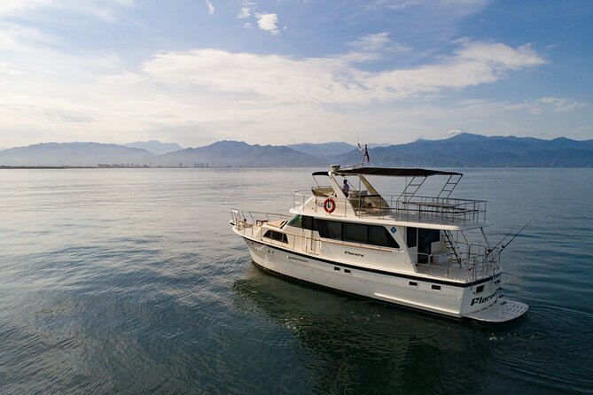 Hatteras 58-61' Luxury Yacht in Puerto Vallarta & Nuevo Nayarit - What the Hatteras yacht is meant to offer
