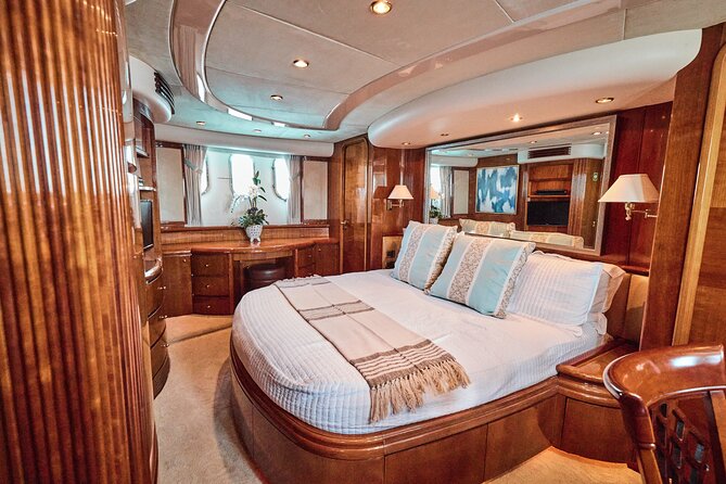 Heather Nikki 80 ft Italian Azimut Yacht Rental - Boarding at the Cabo San Lucas marina
