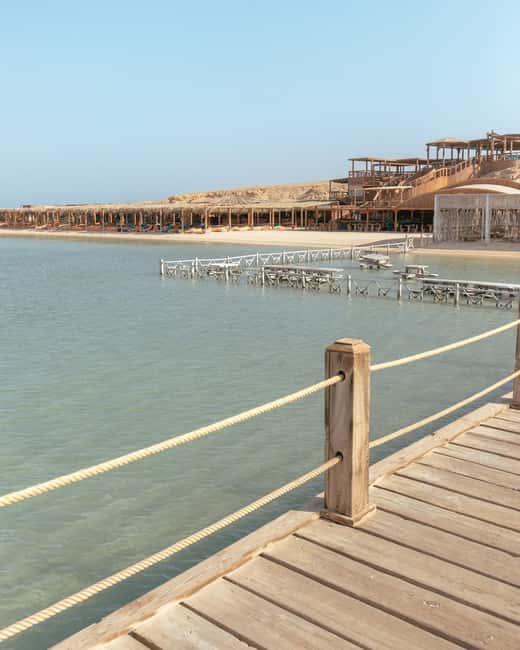 Hurghada: Yacht Trip 2 islands, Diving & Snorkeling W Lunch - Boat comfort, music, and group size