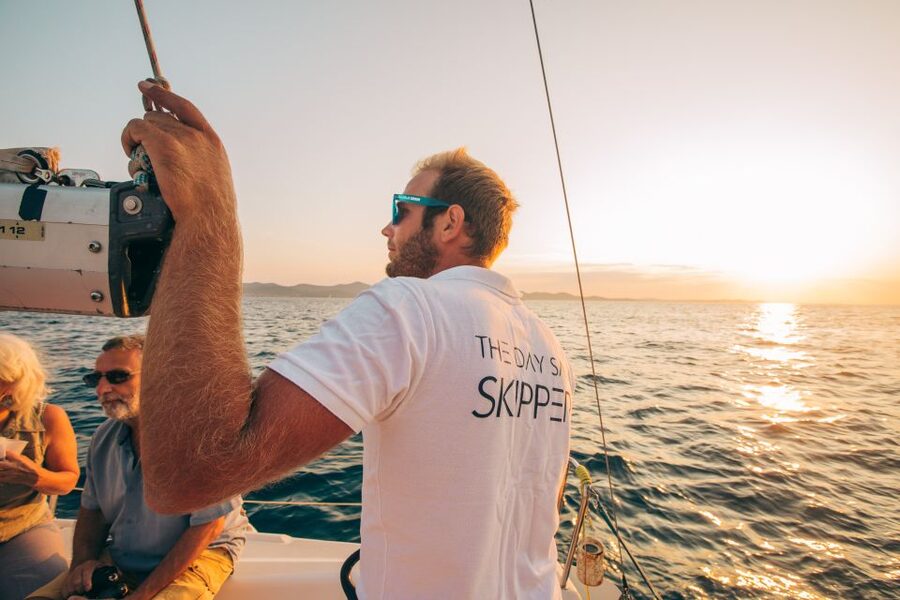 Hvar: Romantic Sunset Sailing Experience On A Comfort Yacht - Shared yacht or private sailing