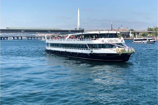 Istanbul Afternoon Bosphorus Cruise with Asian Side Stop - Küçüksu Palace on the Asian shore
