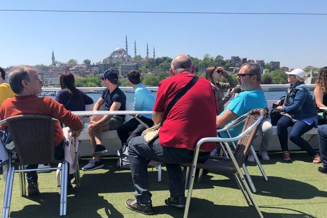 Istanbul Afternoon Bosphorus Cruise with Asian Side Stop - What you see on the return toward Eminönü